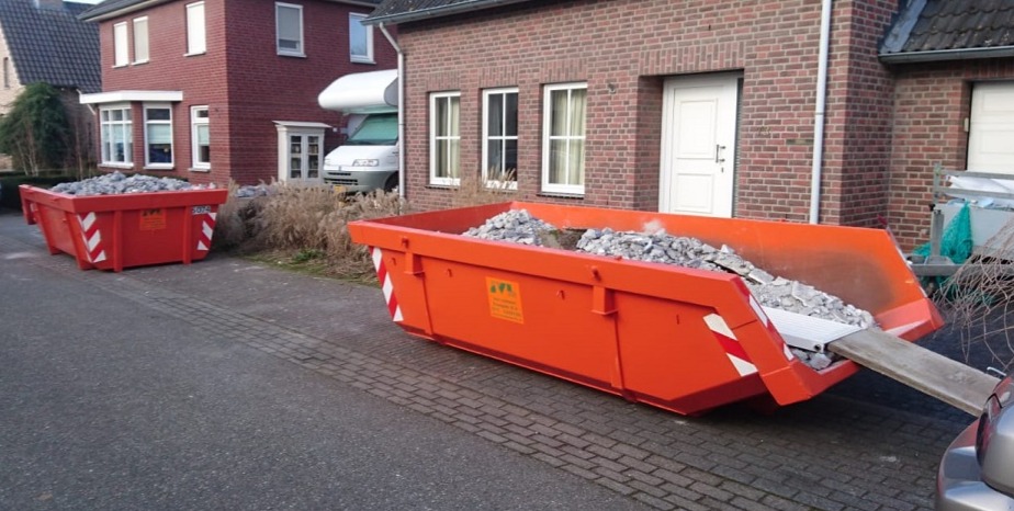 4 kuub container